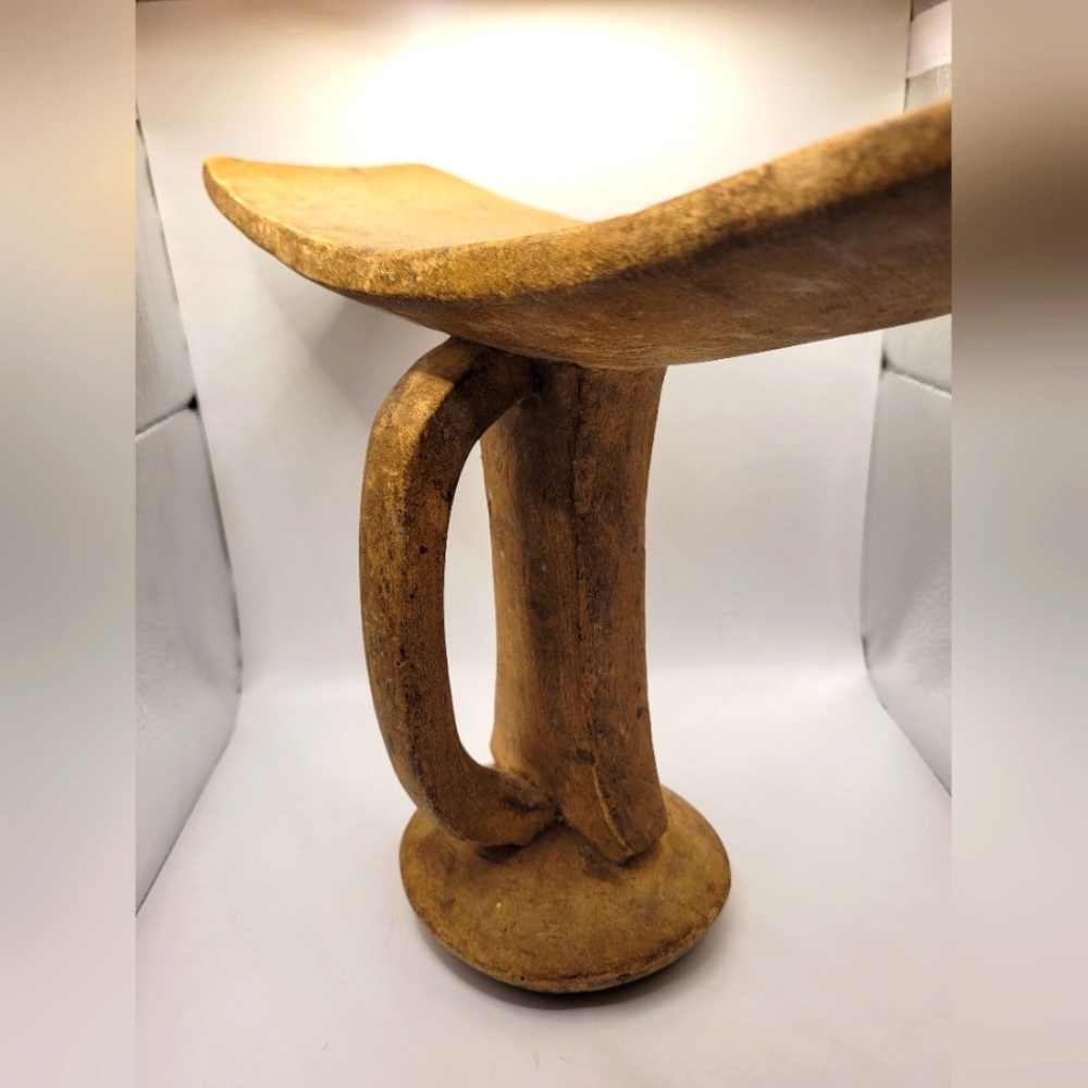 Turkana Hand Curved Head / Neckrest Kenya African